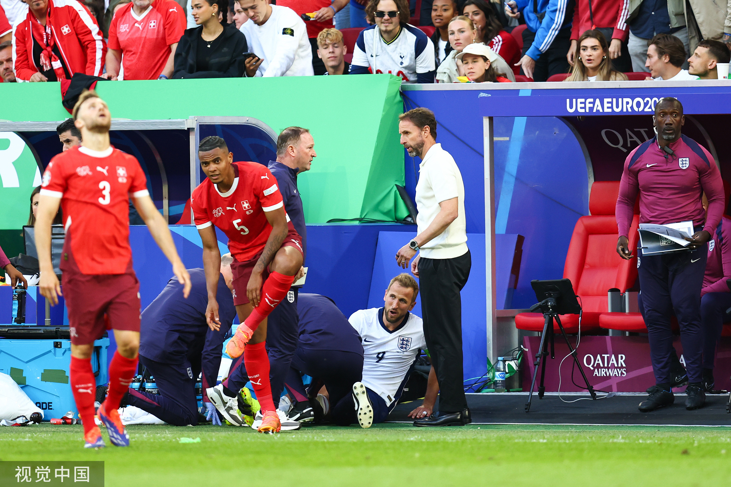 米兰体育官网-瑞士队在欧锦赛资格赛中取得连胜