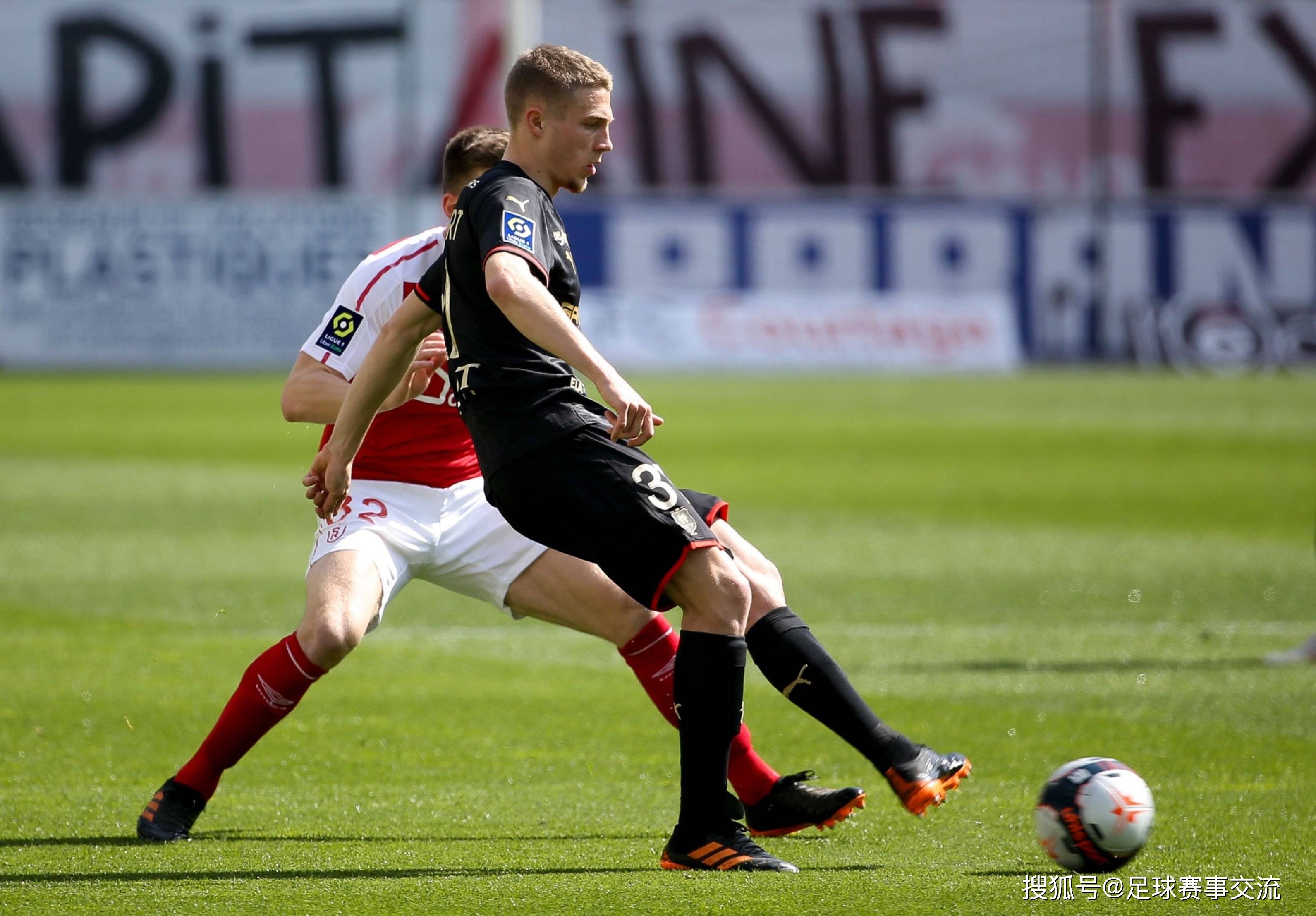 瑞典主场不敌西班牙，斯洛伐克喜获晋级资格(瑞典队对斯洛伐克)