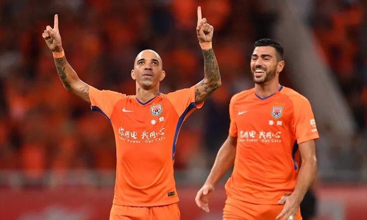 关于广州恒大主场不敌山东鲁能，遭遇失利的信息