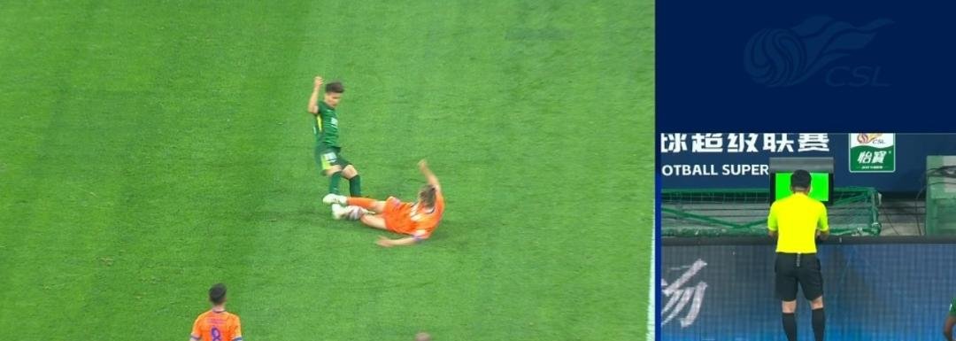 激烈对抗引人注目，中国队在赛场上大放异彩的简单介绍